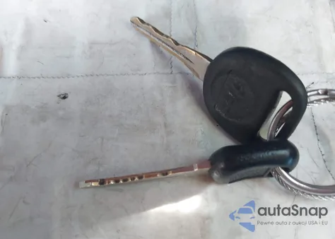 2003 Chevrolet Avalanche 1500 from USA, damaged, VIN 3GNEC13T53G323671